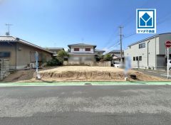 スーパーやコンビニなども近く周辺環境充実。快適でゆとりのある生活空間で新生活を始めましょう＾＾