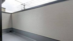 陽当たりの良いバルコニーです。お洗濯やお布団干しはもちろん、日光浴スペースにも。足元は防水工事施工済です。