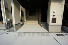 前面道路も広く駐車しやすいです＾＾