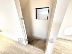 家族のコミュニケーションがとりやすいリビング階段採用