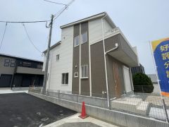 オール電化住宅。駐車スペース2台。お気軽にお問い合わせください＾＾