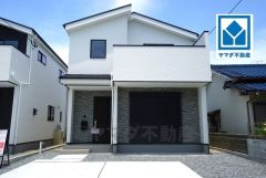 2号棟。 スーパー、コンビニ、ドラックストア歩10分圏 元岡小学校徒歩約23分、元岡中学校徒歩約25分、周船寺幼稚園まで徒歩約9分＾＾ ご家族とのコミュニケーションが自然と増えるリビング階段
