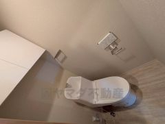 ウォシュレット、暖房便座、節電・節水機能など、使い勝手のよい高機能トイレです。