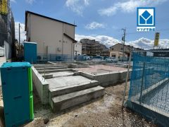 小学校、まで徒歩9分以内　通学の負担が少なく、お子様も安心して通える環境　 通勤もバス停まで徒歩7分以内の快適アクセス＾＾