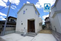 現地（2025年7月）撮影。 1号棟。閑静な住宅地。