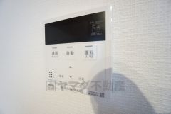 ボタン一つで追い炊き・湯沸かし可能。