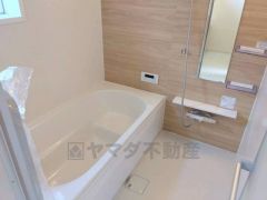 1日の疲れを癒すくつろぎのバスルーム。