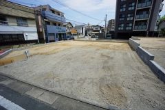 カースペースは2台分。