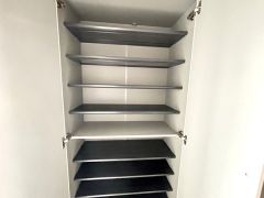 玄関には収納力たっぷりのシューズボックスを完備