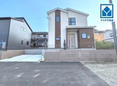 地下鉄七隈線「梅林」駅まで徒歩約9分。毎日の通勤・通学にも便利な立地です＾＾
