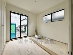 リビングからの続き間として和室をご用意しました＾＾