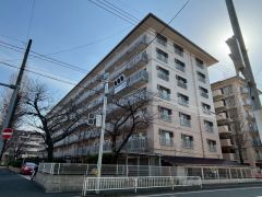 地下鉄七隈線「別府」駅：徒歩7分 別府小学校：徒歩11分 ハローデイ別府店：徒歩1分