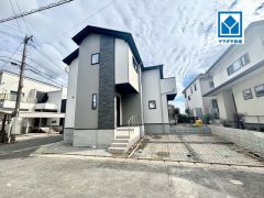 小・中学校ともに徒歩5分以内　お子さまの通学も安心の住環境