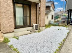 テーブルやチェアを置いて、ちょっとした屋外スペースとしても楽しめます