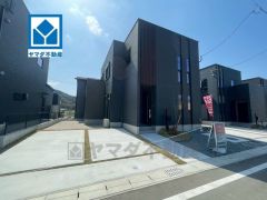 地球に優しいオール電化住宅でエコな暮らしを＾＾駐車もらくらくのゆとりある敷地面積50坪以上＾＾