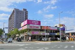 マックスバリュエクスプレス　姪浜駅前店まで徒歩18分