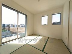 リビングからの続き間として和室をご用意しました＾＾