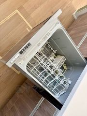 普通に食器洗いをする時より水道代が70％ほど削減できます。夜お休みになるときに食洗器を利用すれば朝起きた時には食器が綺麗になっていますので便利です。