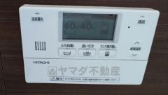 湯量・湯温の設定、そして保温までワンタッチのフルオートバス。便利な追い炊き機能付きです。