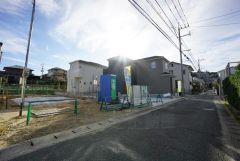 大型車の通行が少なく、騒音や振動が少ないので静かで快適な生活を送れます。