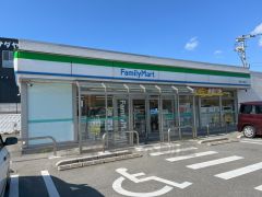 ファミリーマート　福岡二丈松国