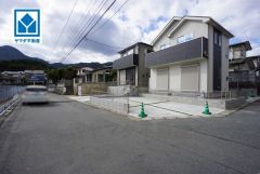 前面道路5.2ｍに面しています。