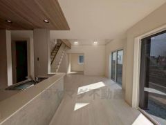 南に面したダイニングは採光もバッチリです