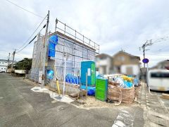 南側3.96ｍ公道、東側約5.98ｍ公道