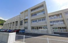 鏡山小学校
