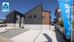 土地60坪以上。4LDK、パントリー、WIC。全居室収納付きで収納充実の間取り＾＾西鉄バス「上山門二丁目」停歩3分＾＾