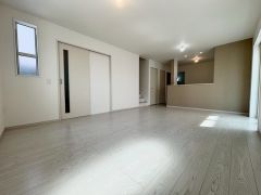 17帖のゆとりのあるリビングです＾＾