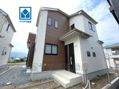 オール電化住宅。バス停徒歩4分。スーパー・コンビニ・ドラッグストア徒歩10分圏内。お問い合わせお待ちしております＾＾