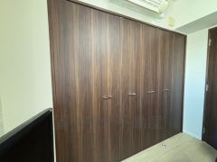 各部屋に収納を完備。