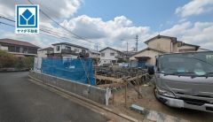 小・中学校が徒歩約10分以内。通学の負担が少なく、お子様も安心して通える環境