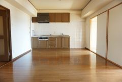 家族が集まる開放的なリビング。思い思いの時間を過ごしたり、家族みんなで食事をしたり、素敵な団らんの場になりますね＾＾