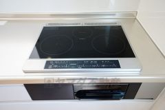 お手入れのしやすいIHクッキングヒーターです。