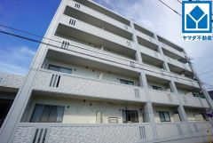 別途自動販売機（2台）収入有り。（年間想定年収には売電収入、自動販売機収入も含めています。）