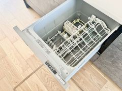 食洗器は標準設備。洗い物の時間を削減できます。