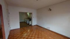 居間は10帖＾＾キッチンと合わせると18帖の開放的な空間としてご利用いただけます。