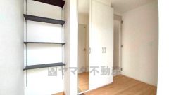 たっぷり収納できるシューズボックス付きなので、家族全員の靴がきれいに整頓できます。