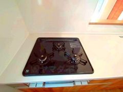 3口コンロなので、効率よくお料理が楽しめます。毎日のお料理も楽しくなりますね＾＾