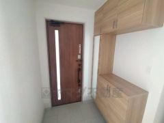 たっぷり収納できるシューズボックス付きなので、家族全員の靴がきれいに整頓できます。