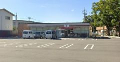 セブンイレブン　唐津鏡神社店