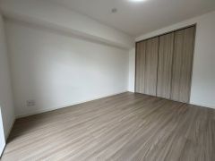 住む人のこだわりを活かす洋室＾＾クローゼットもあり荷物もすっきり片付けられ、ゆとりのある暮らしが出来ます＾＾