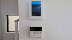 防犯性もばっちり、TVモニター付きインターホン完備。大きなモニターで玄関先を確認できます。