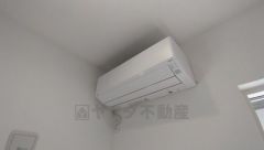 夏や冬に欠かせないエアコン標準装備＾＾