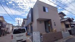 今宿道路から1本入った落ち着いた住宅地。完成をお楽しみに＾＾