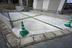 カースペースは、ゆったり2台分。ご夫婦で1台ずつ所持されているご家庭にも安心ですね。